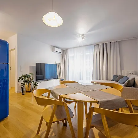 Rentplanet - Garbary Apartment *